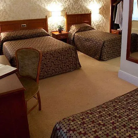 فندق Westenra Arms