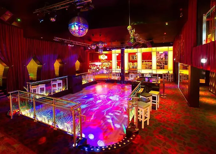 Westenra Arms Hotel 3*